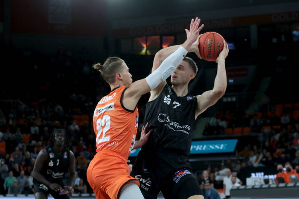 能拿下胜利 能拿下胜利