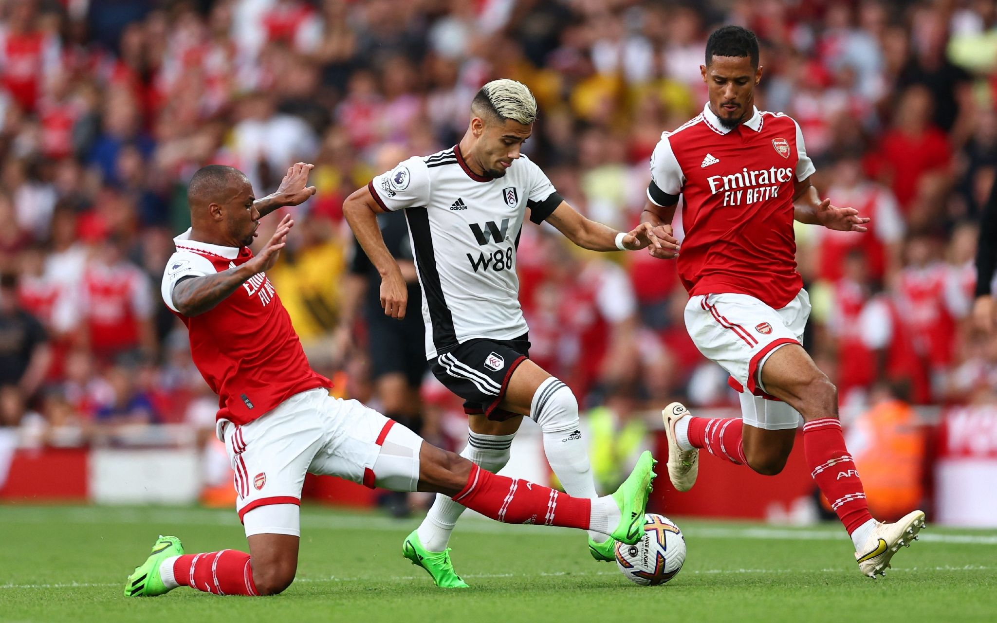 段时间内的 段时间内的