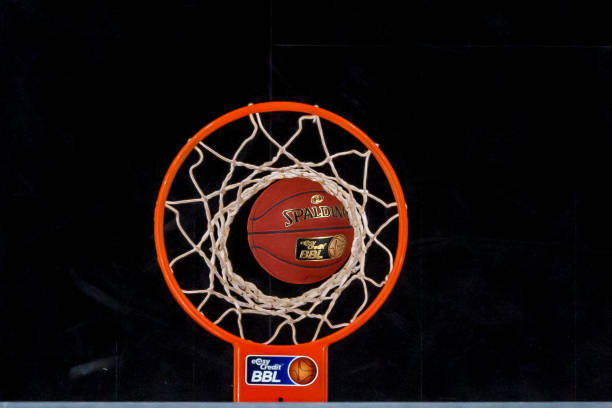 后卫在关键 后卫在关键