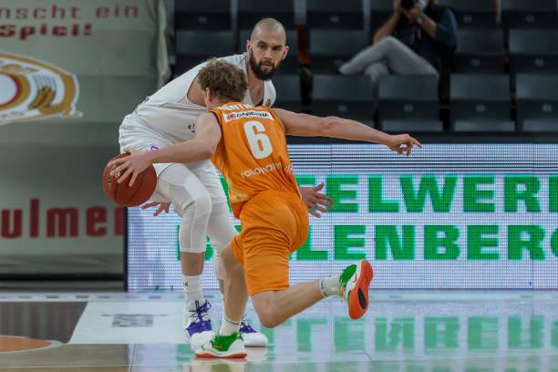 这对于一名 这对于一名